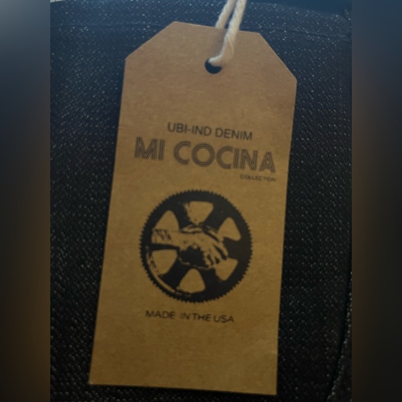 Mi Cocina UBI-IND Children’s Apron - Picture 4 of 5